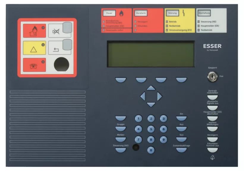 Bedienteilfront IQ8Control C/M mit FBA-CH, deutsch